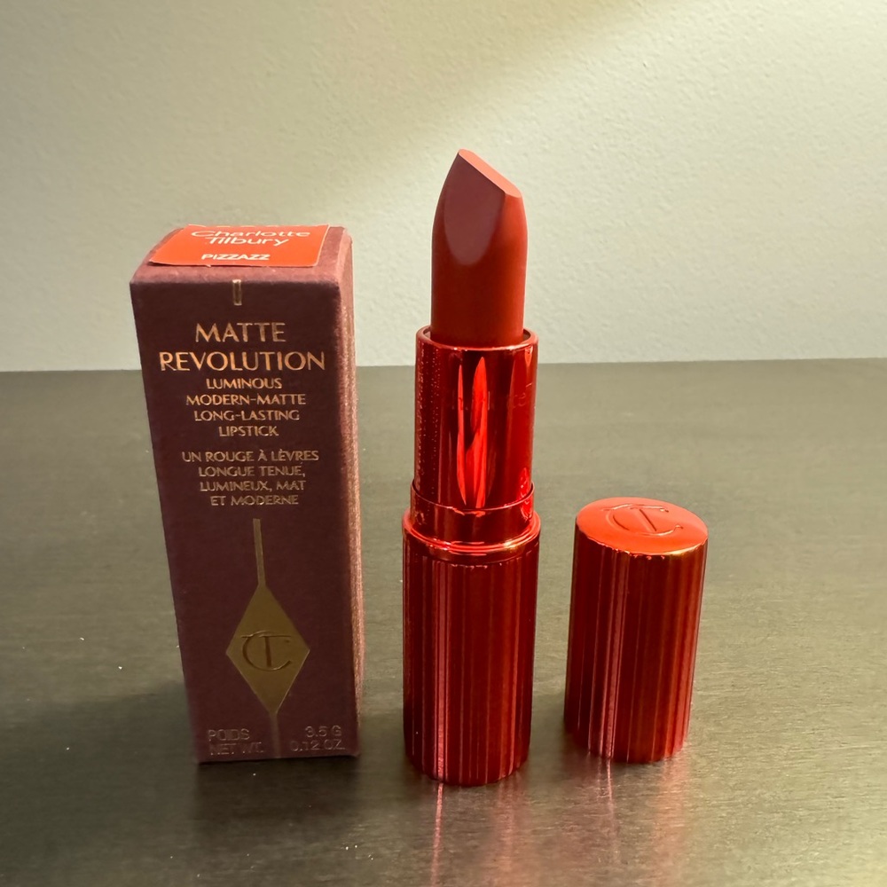 Charlotte Tilbury Matte Revolution Lipstick Pizzazz .12 oz 3.5 g Full Size NIB